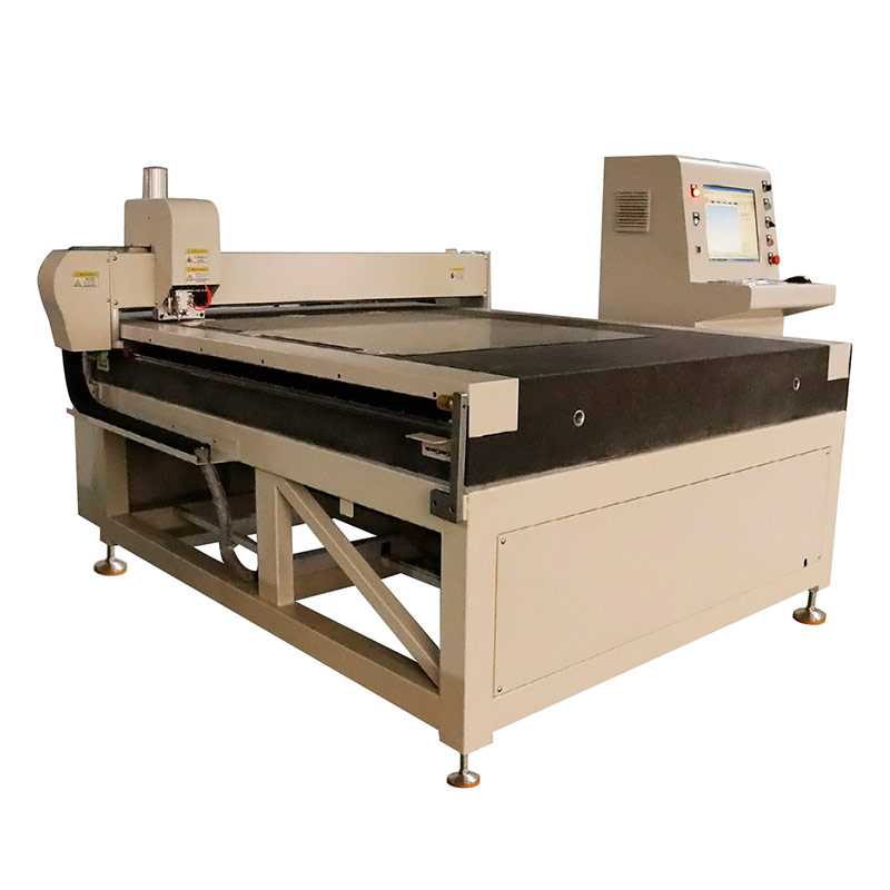 液晶玻璃切割機(jī)要求精度多少？